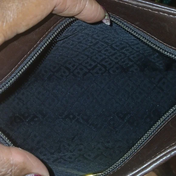 Bally Quilted Brown Lambskin Leather Shoulder Bag with Gold Chain - Picture 7 of 9